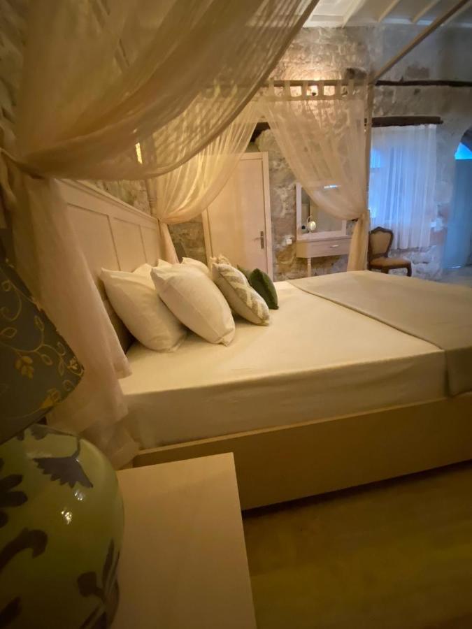Aliko Hotel อาเลอเจอติ ภายนอก รูปภาพ