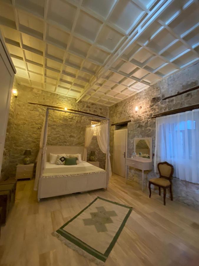 Aliko Hotel อาเลอเจอติ ภายนอก รูปภาพ